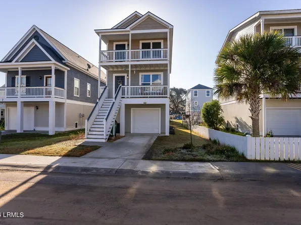 9 Bay Breeze Ln, Beaufort, SC 29907