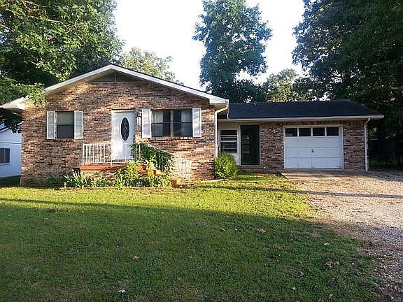 2nd image of 408 W Hazelwood Dr