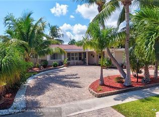 220 SE 11th St, Pompano Beach, FL 33060