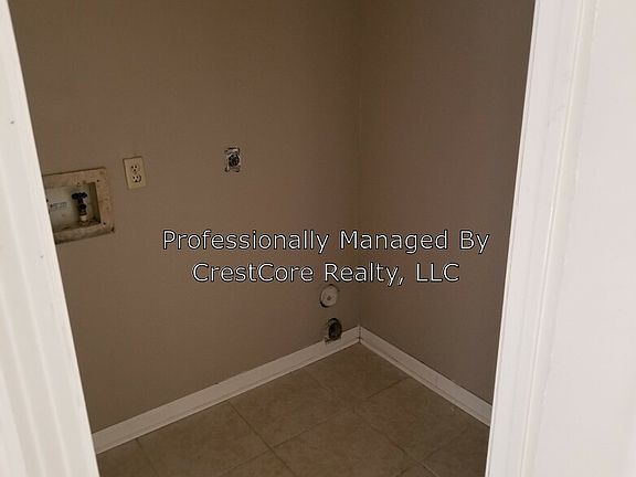 5th image of 239 Greenway St APT 31