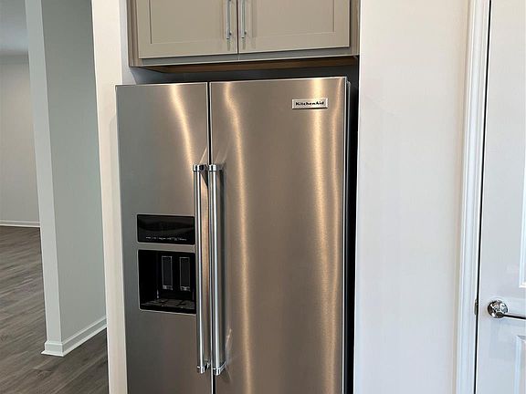 5th image of 11505 Glasden Rd