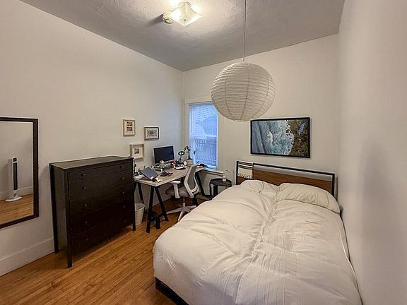 3rd image of 150 5th St #1R
