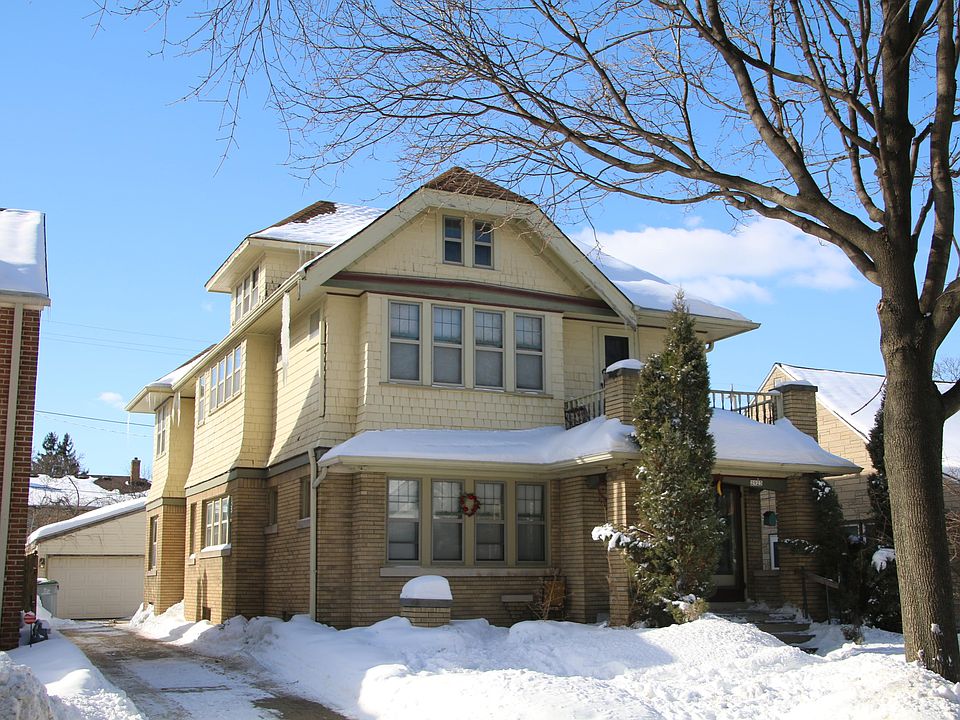 2nd image of 2923 N 75th St #2925