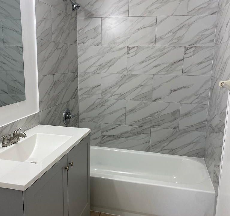 1st image of 10090 Twin Lakes Drive