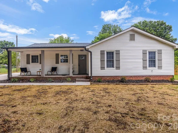 12101 Charing Grove Ln, Charlotte, NC 28273