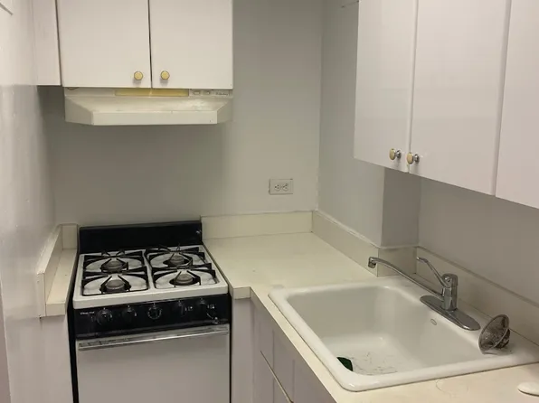 330 E. 46th Street image 4 of 8