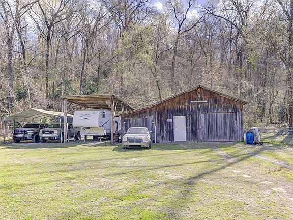 2nd image of 303 Blake Dr