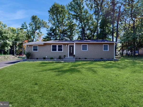 829 Walnut Ave, Lindenwold, NJ 08021