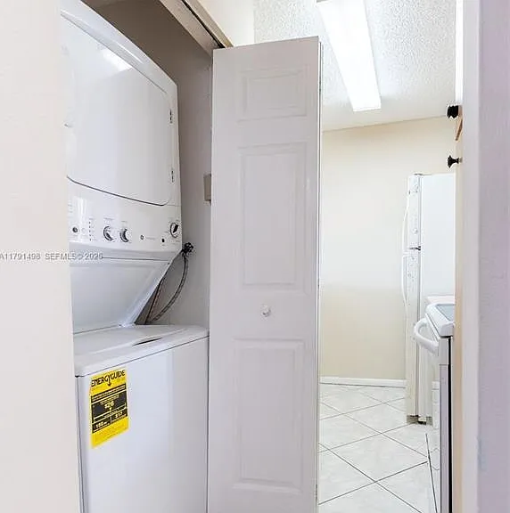 10106 Twin Lakes Dr #4 — Photo 16