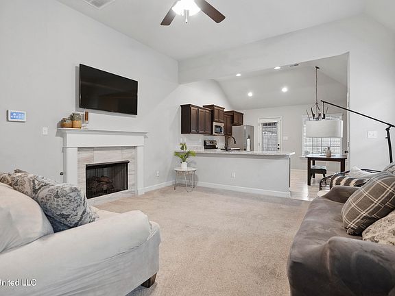 4th image of 7790 Callie Dr