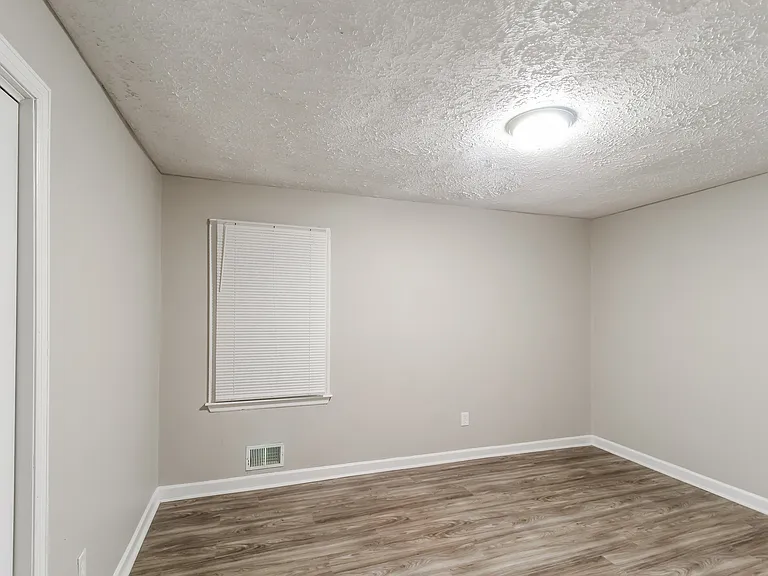 15985 Highway 36 — Photo 12