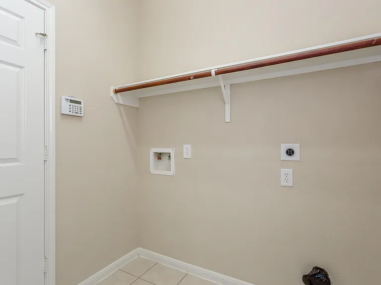 14714 Salamanca Ct — Photo 7
