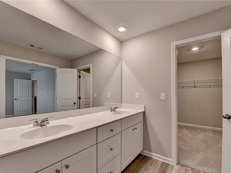4335 Magpie Dr — Photo 36