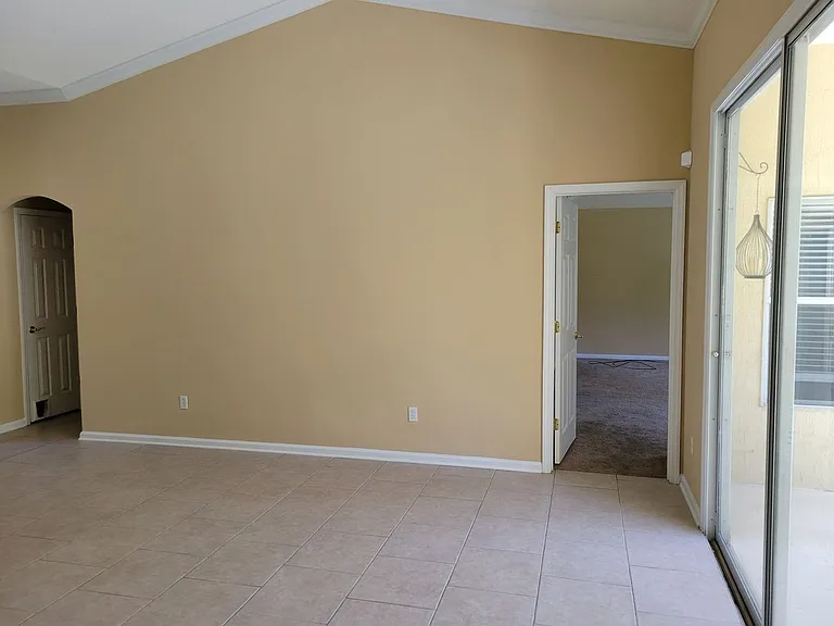 7621 Crosstree Ln — Photo 11