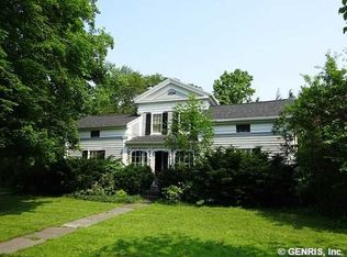 109 E Main St, Le Roy, NY 14482