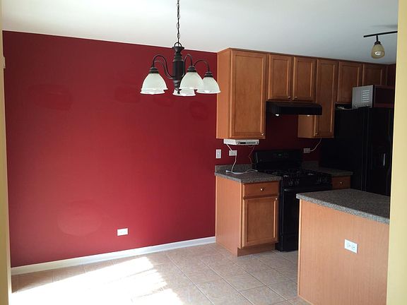 3rd image of 165 W Buckingham Dr