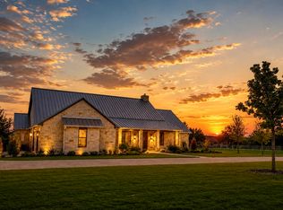 1601 Silverado Dr, Weatherford, TX 76087