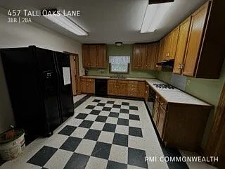 457 Tall Oaks Ln — Photo 7