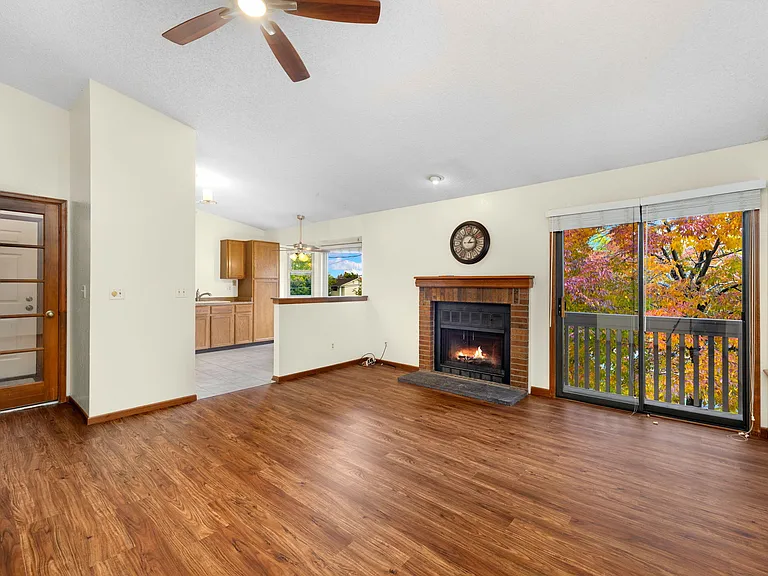 1075 S Garrison St #203 — Photo 8