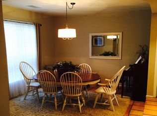 8909 Camino Cometa NE, Albuquerque, NM 87111