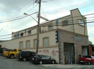 5501 43rd St, Maspeth, NY 11378