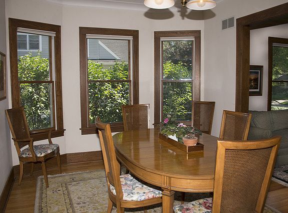 4th image of 245 Kenilworth Ave