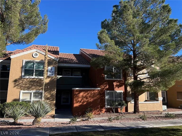 8101 W Flamingo Rd #2002 — Photo 3