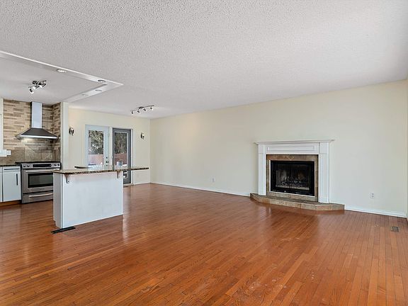 4th image of 115 Walker Rd NW