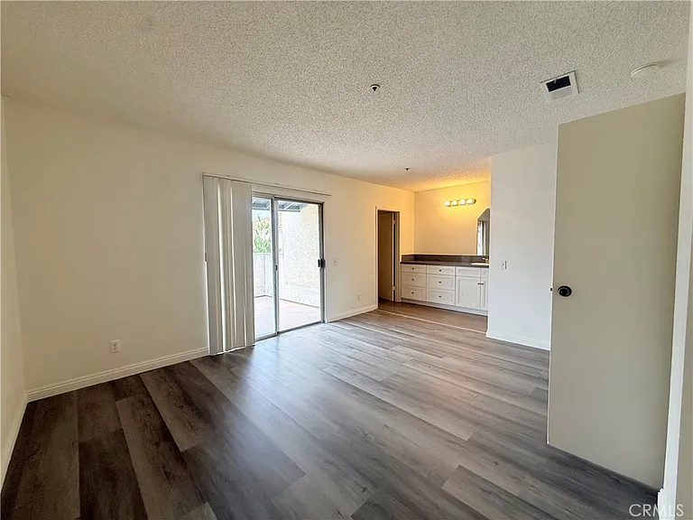 11117 Klingerman St #4 — Photo 18