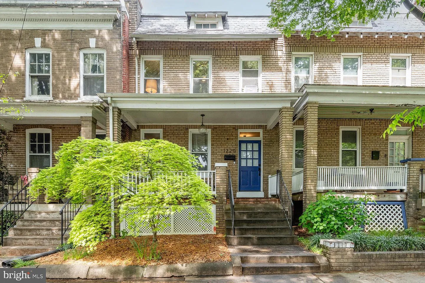 1220 Orren St NE photo 1