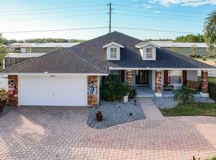 104 Bentley Oaks Blvd, Auburndale, FL 33823