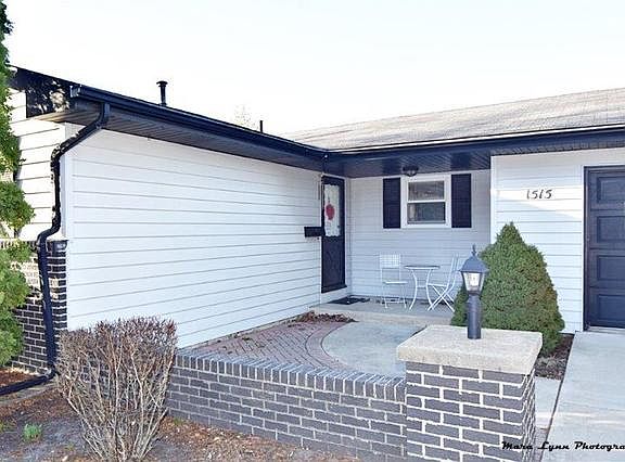 2nd image of 1515 Crestwood Ct