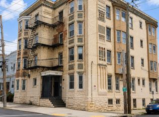 137 Hawthorne Ave #4B, Yonkers, NY 10701
