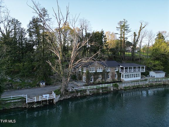 71st image of 1910 Riverside Rd
