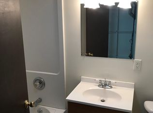 1422 Bel Air Dr, Junction City, KS 66441