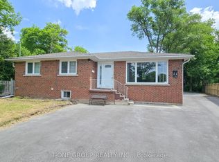 452 Lynett Cres, Richmond Hill, ON L4C2V7