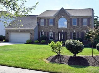 16860 Hampton Chase, Strongsville, OH