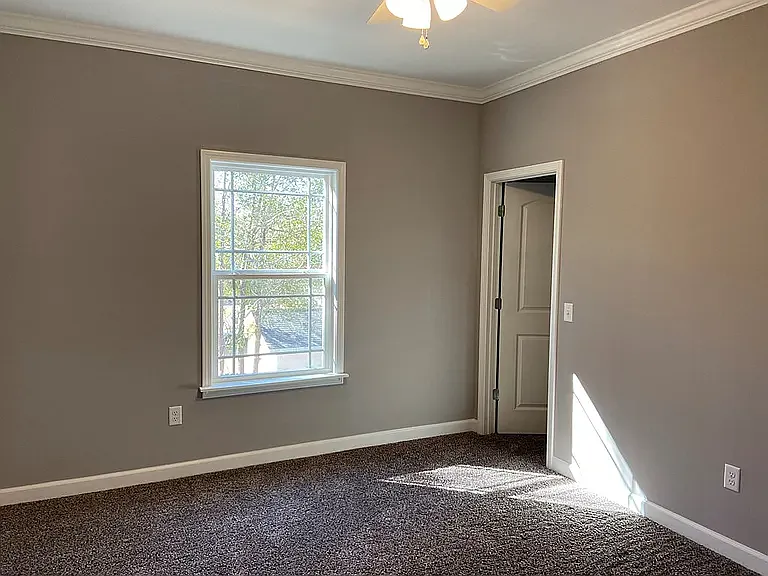 652 Valley Stream Dr — Photo 7