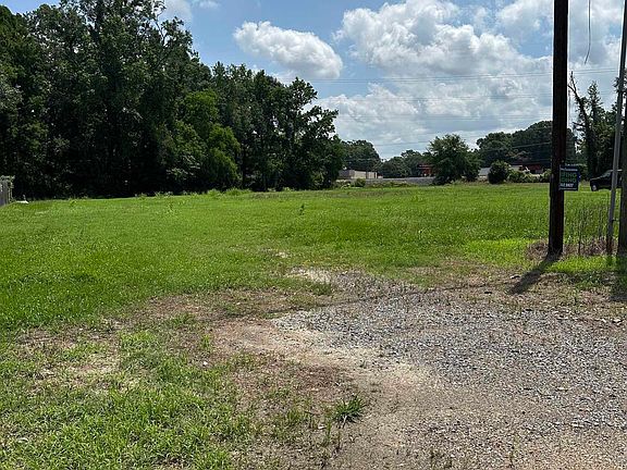 4th image of 512 Cypress Dr
