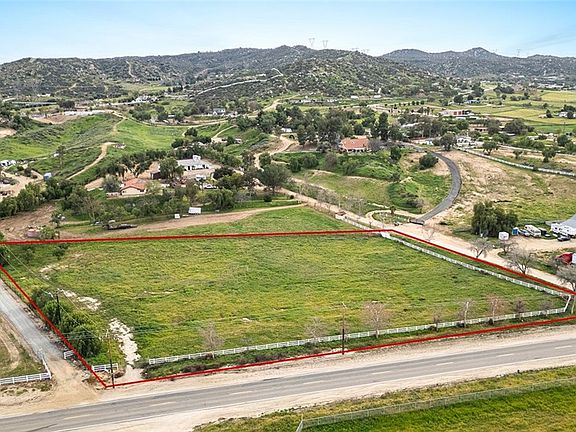 3rd image of 0 Contour Ave