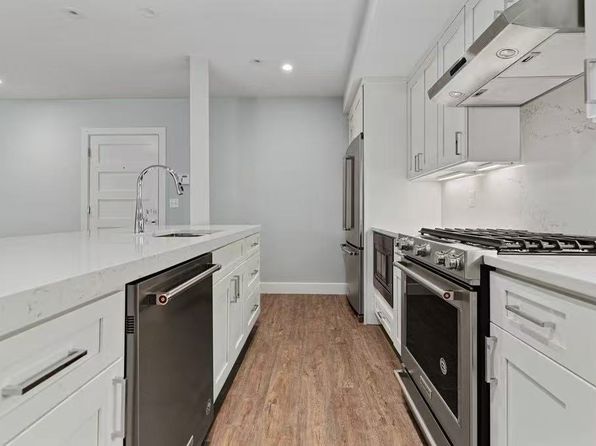 135 Hancock St #21