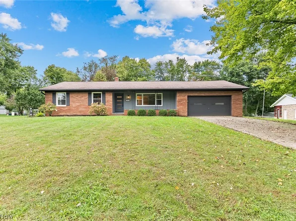 1031 Chevelle Dr, Akron, OH 44319