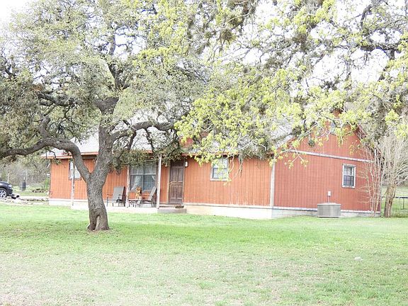 2nd image of 479 Oakcrest Dr