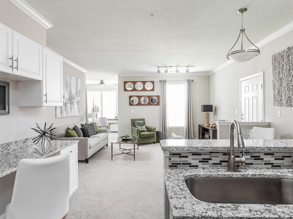 Recently Renovated Open Apartment