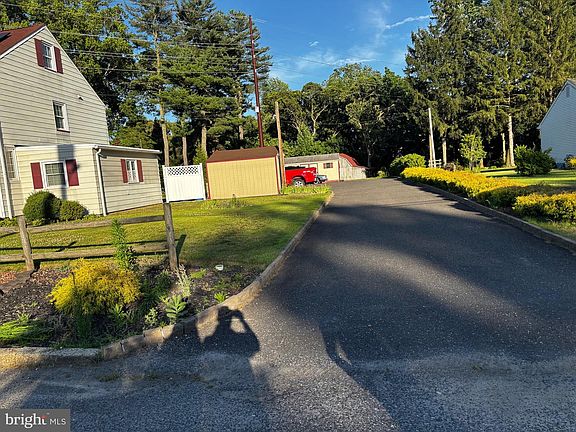 3rd image of 56 Parkview Hts