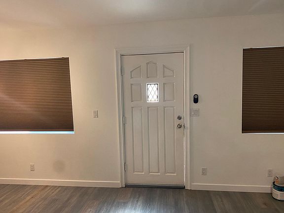3rd image of 835 E Vista Chino APT 3
