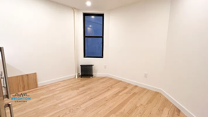 Rented by Brighton Management | media 7