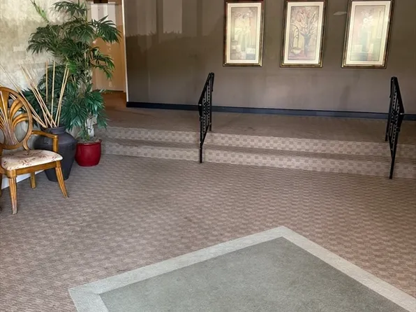 200 Park Terrace Dr APT 235, Stoneham, MA 02180