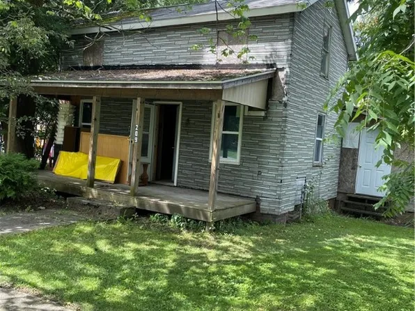 209 Scipio St, Jamestown, PA 16134