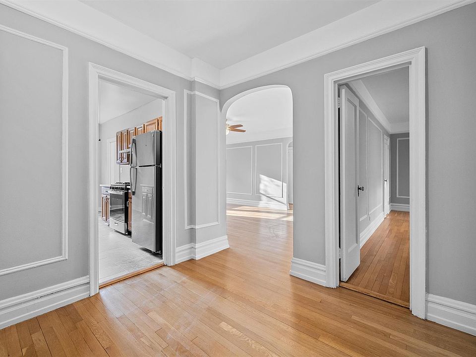 1st image of 3 Franklin Avenue #3J